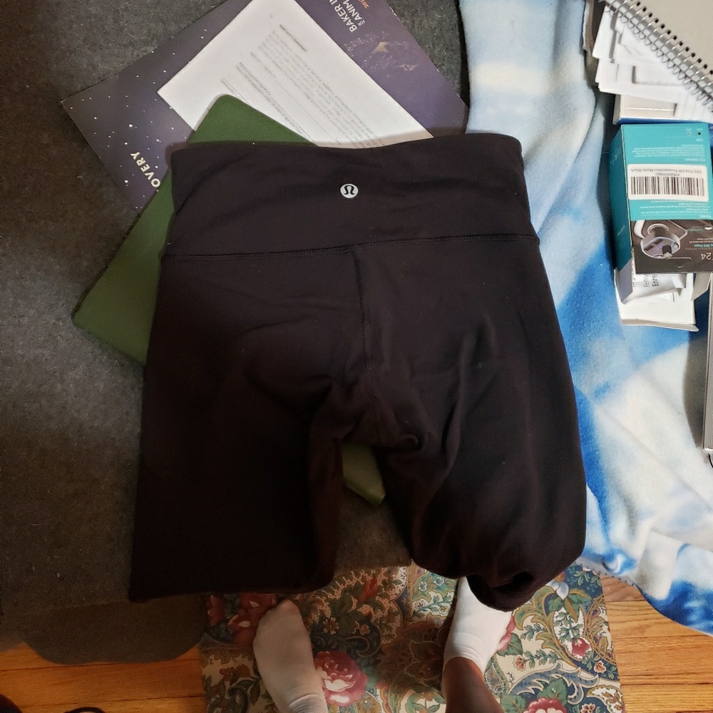 Black Lululemon leggings